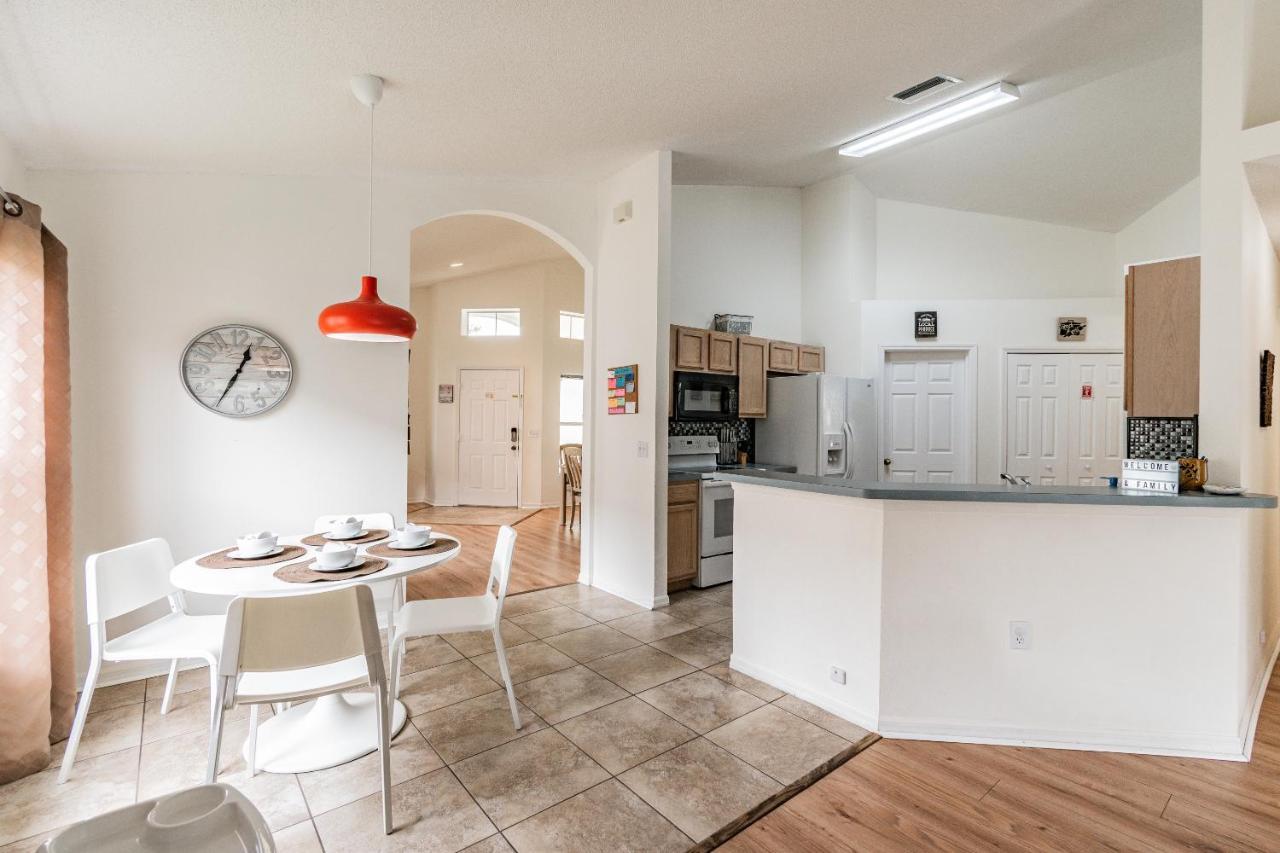 Spacious Villa With Private Pool - No Carpet - Disney Area Kissimmee Extérieur photo