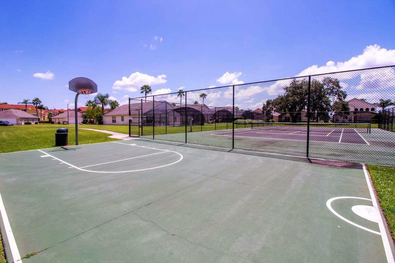 Spacious Villa With Private Pool - No Carpet - Disney Area Kissimmee Extérieur photo